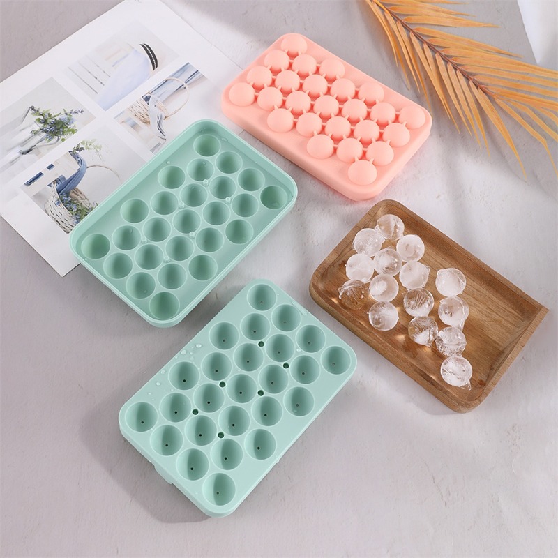 قوالب صابون يدوية الصنع على شك - مراجعة Soap Making Business وسعره